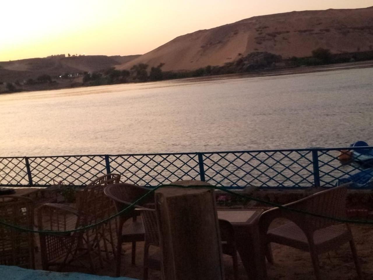 Hotel Hooly Nubian Asuán Exterior foto